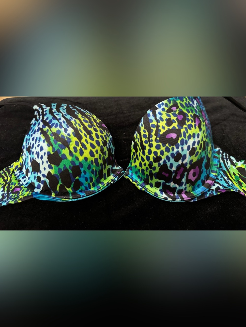 Victoria Secret “Very Sexy” Vibrant Neon Leopard Push-Up Bra